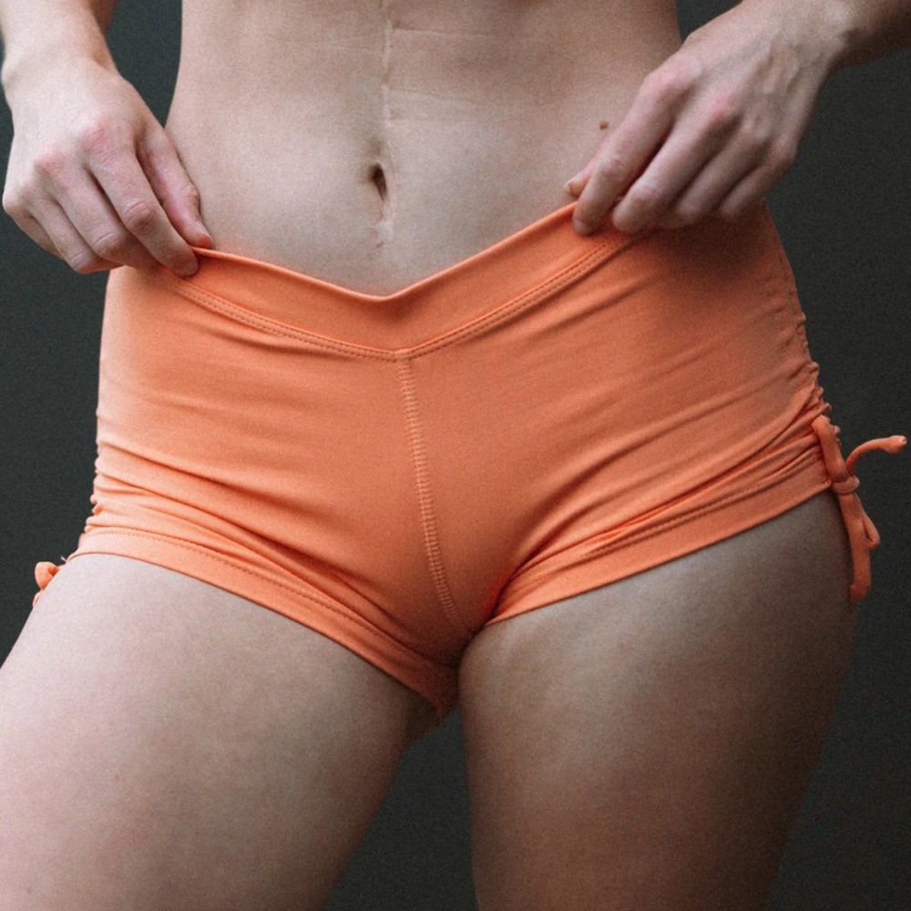 Mikaela Booty Shorts in Cove 🧡